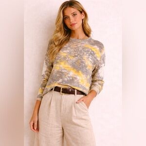 YEST Lightweight Sweater size small